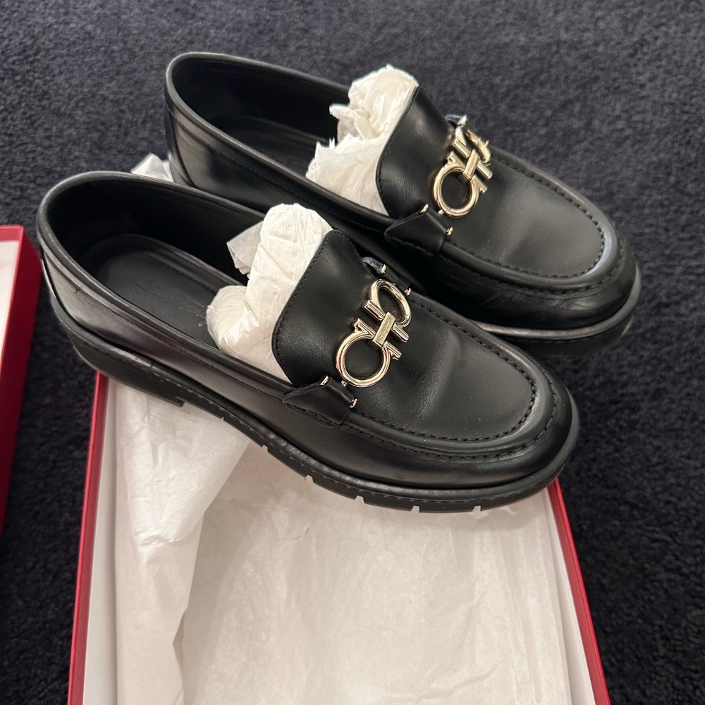 Salvatore Ferragamo Rolo Lug 2.0cm Loafer